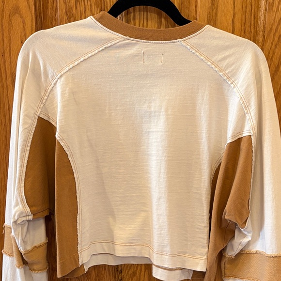 BDG Cream and Tan Raw-Edge Colorblock Crop Sweatshirt - Picture 9 of 10
